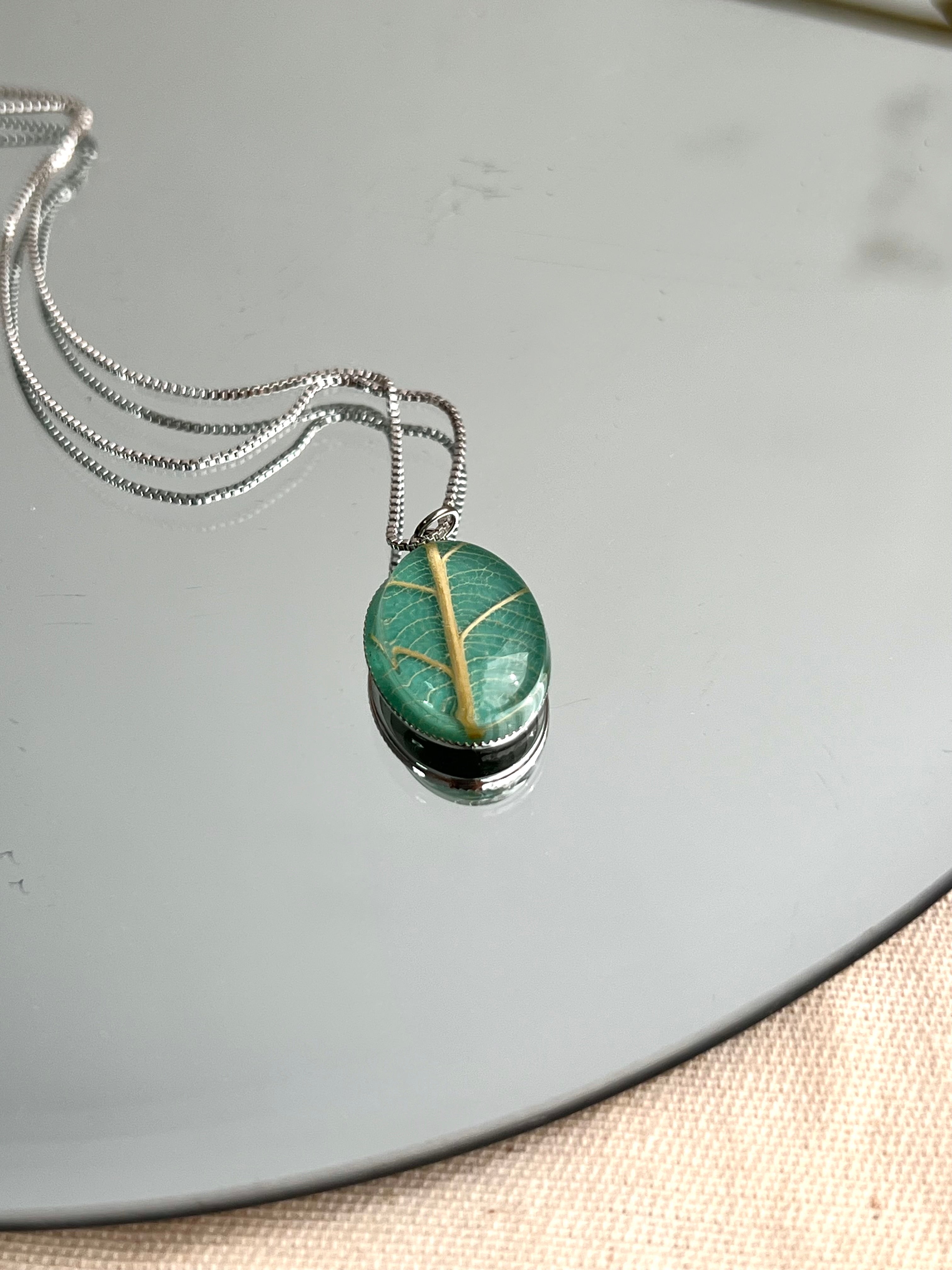 Colar Oval Floresta  - BAZAR 187