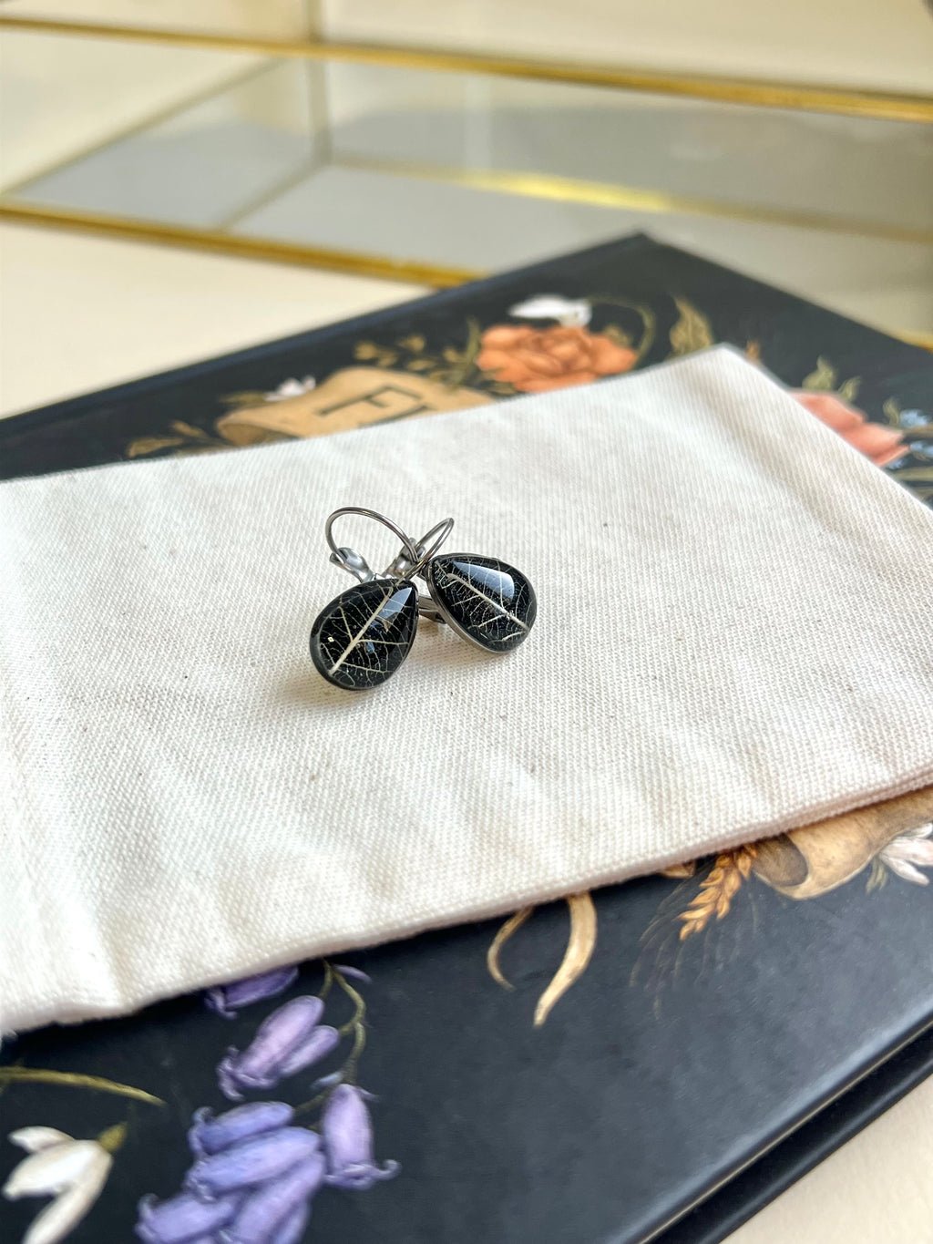 Brinco Jardim Poente Gota - BAZAR 408