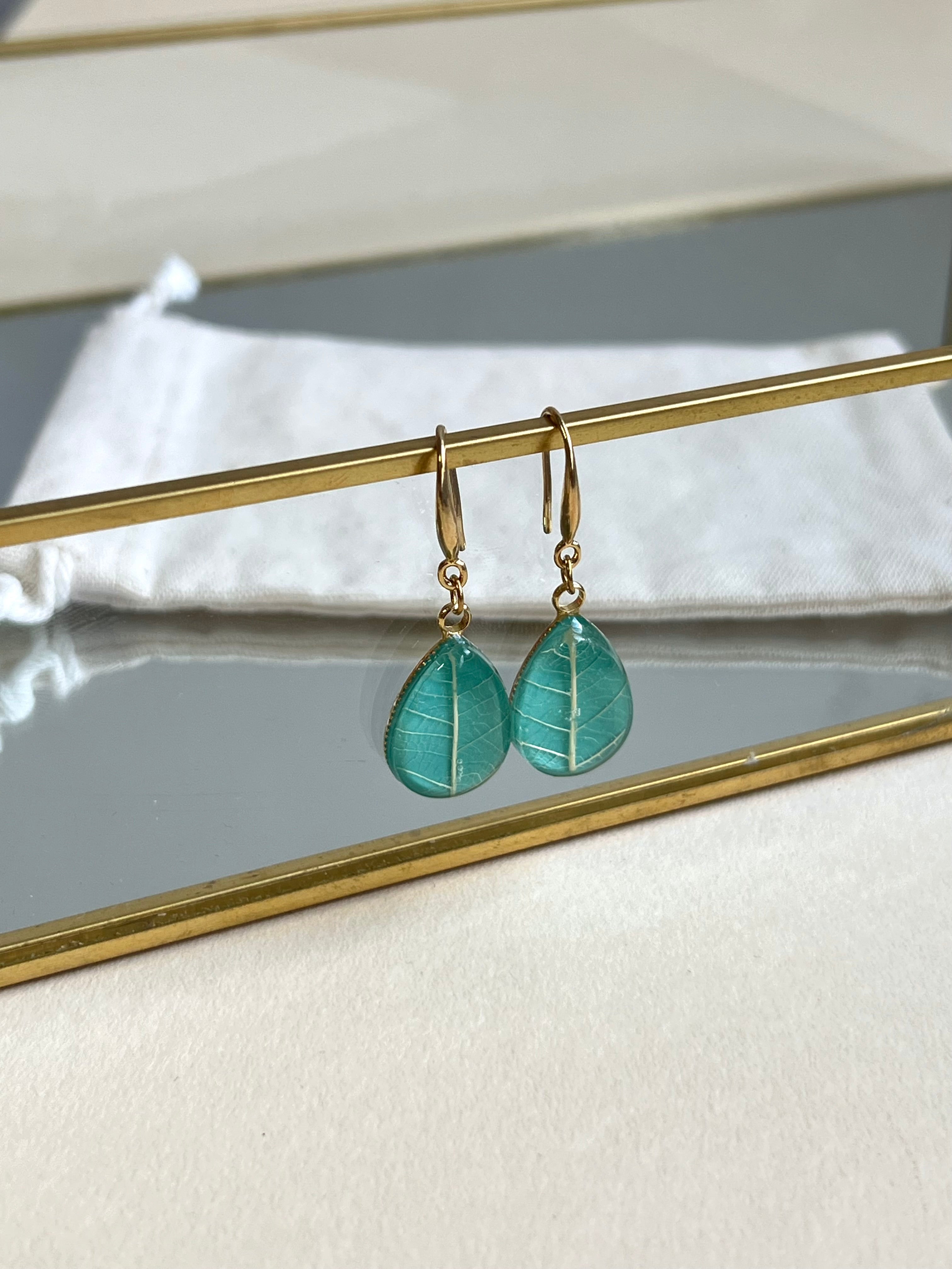 Brinco Floresta Gota Dourado - BAZAR 347