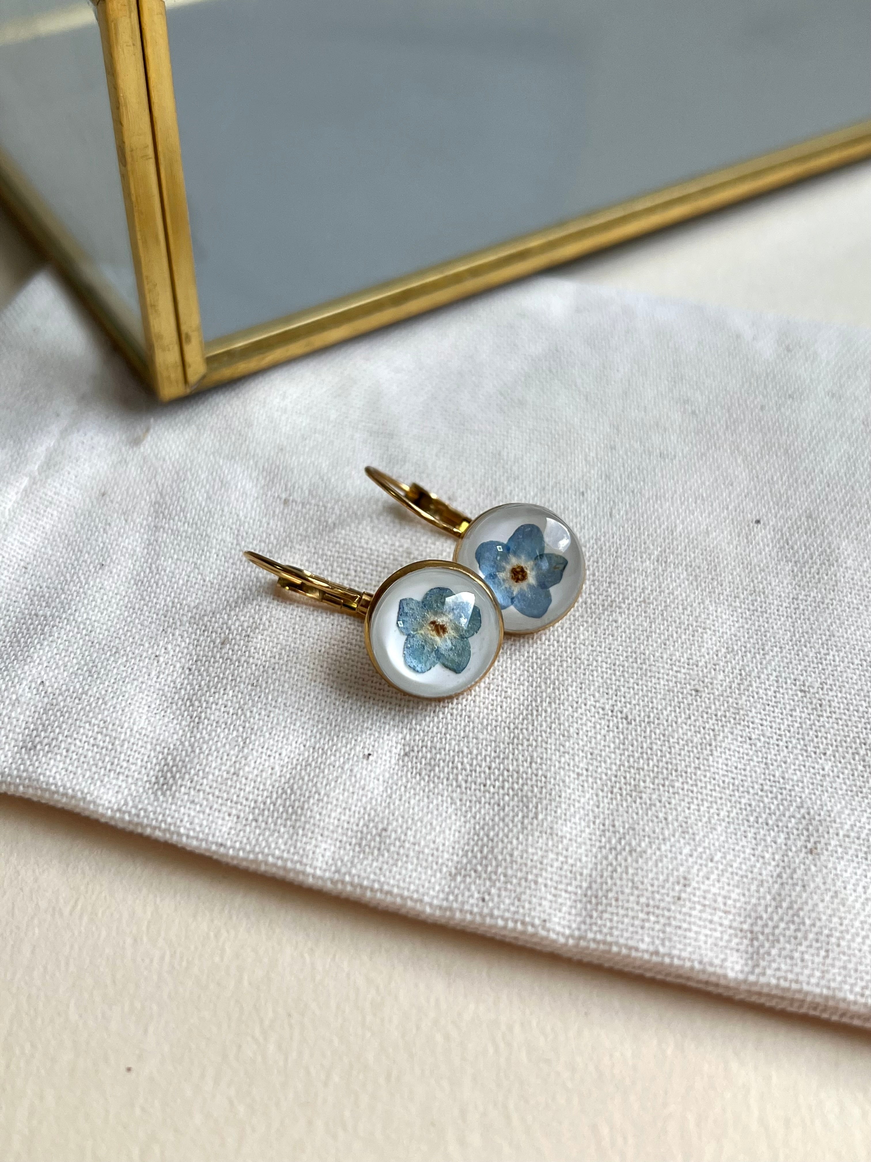 Brinco Jardim Miosótis Dourado - BAZAR 363