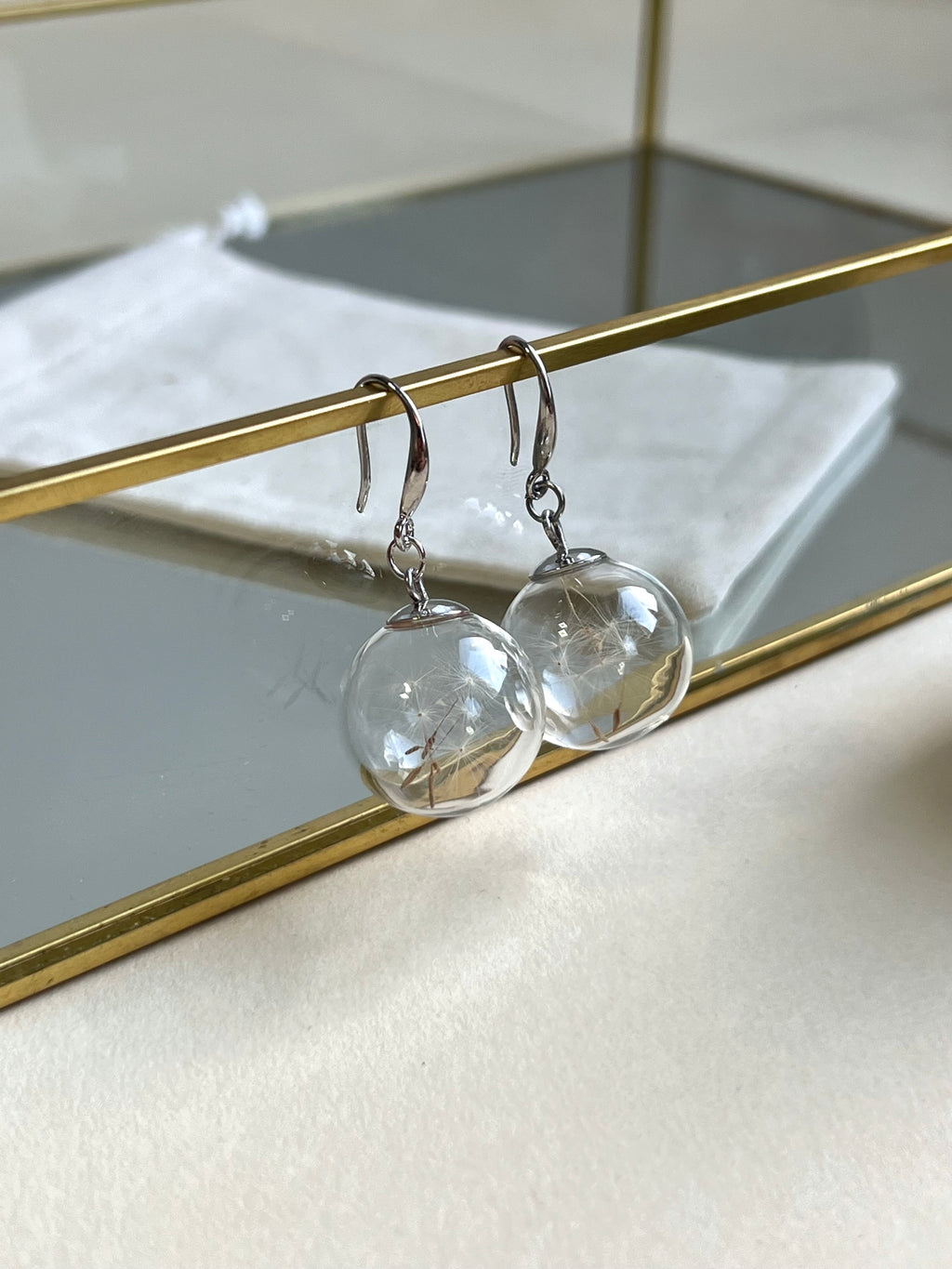 Brinco Esfera Dente-de-leão - BAZAR 338