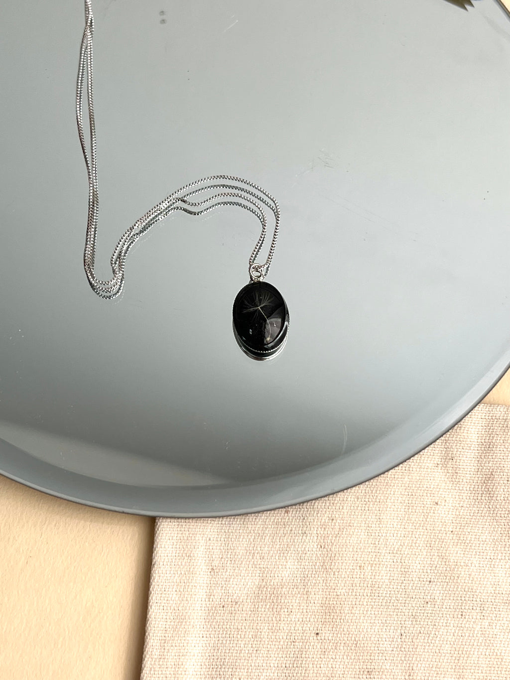 Colar Oval Dente-de-leão  - BAZAR 182