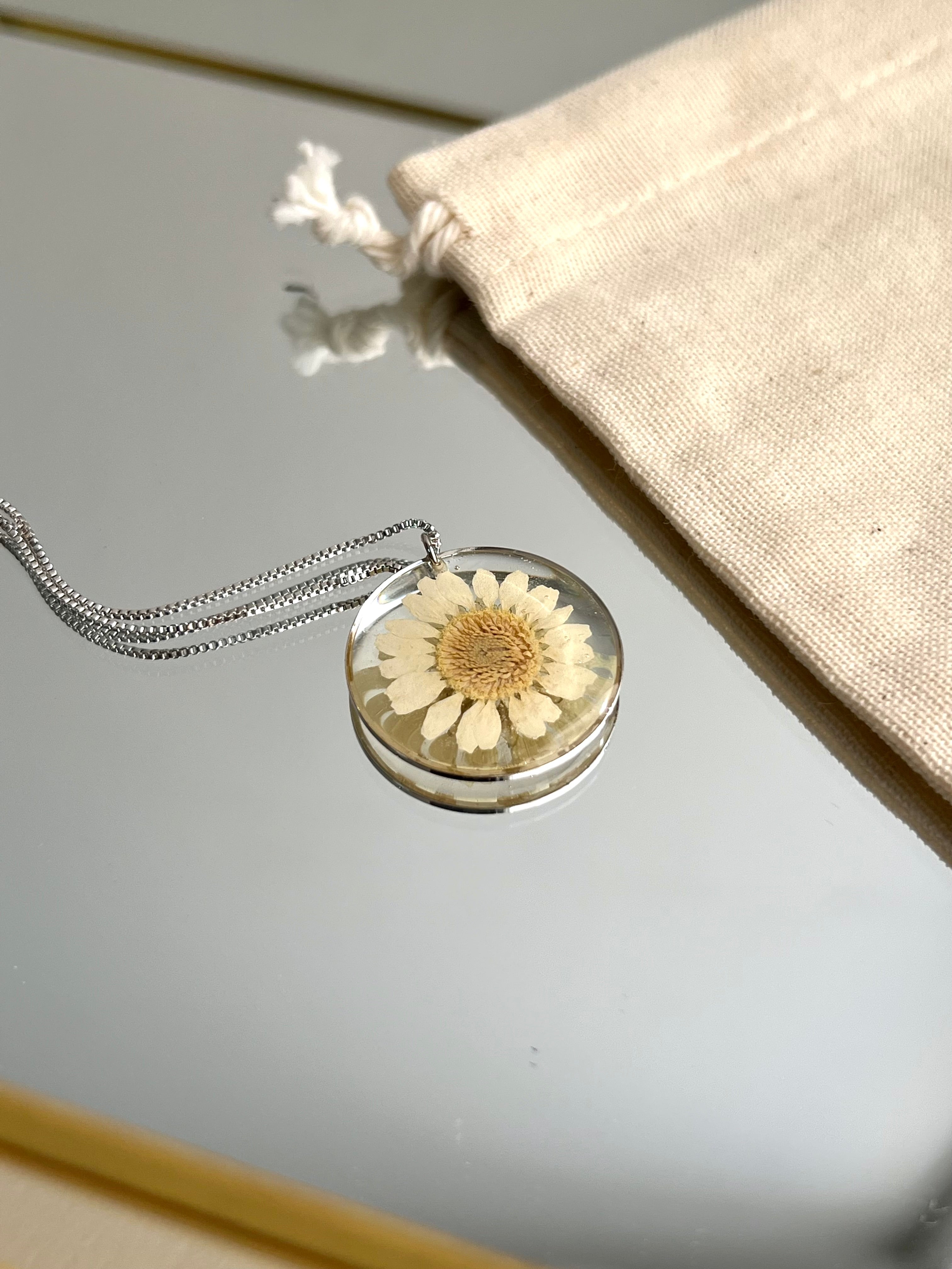 Colar Margarida - BAZAR 053