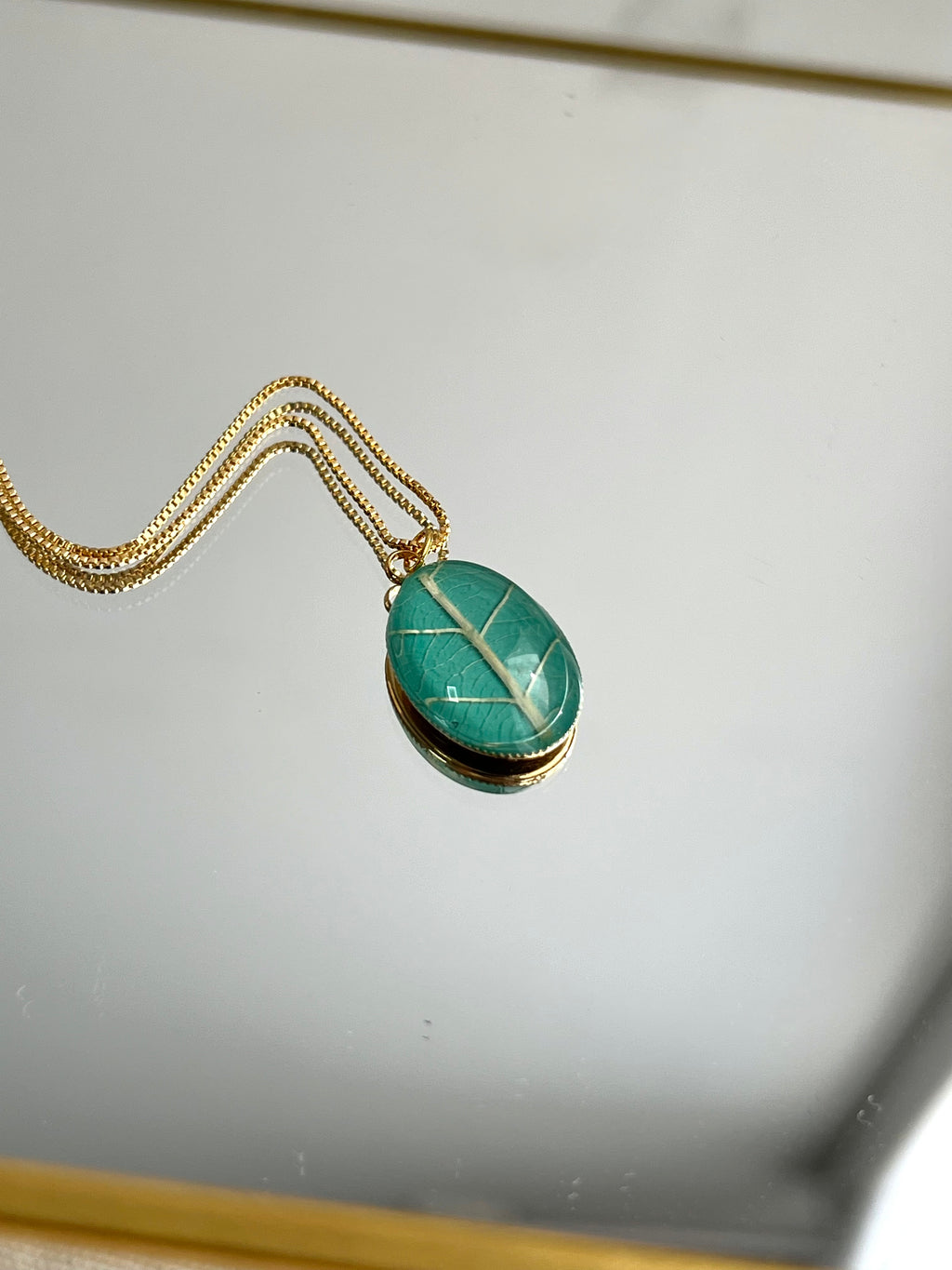 Colar Oval Floresta  - BAZAR 027