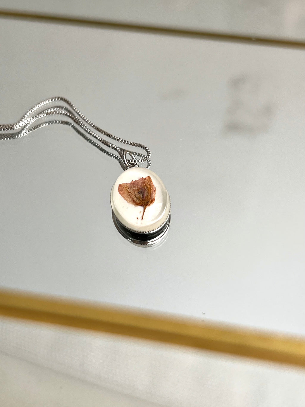 Colar Oval Amor Agarradinho - BAZAR 150