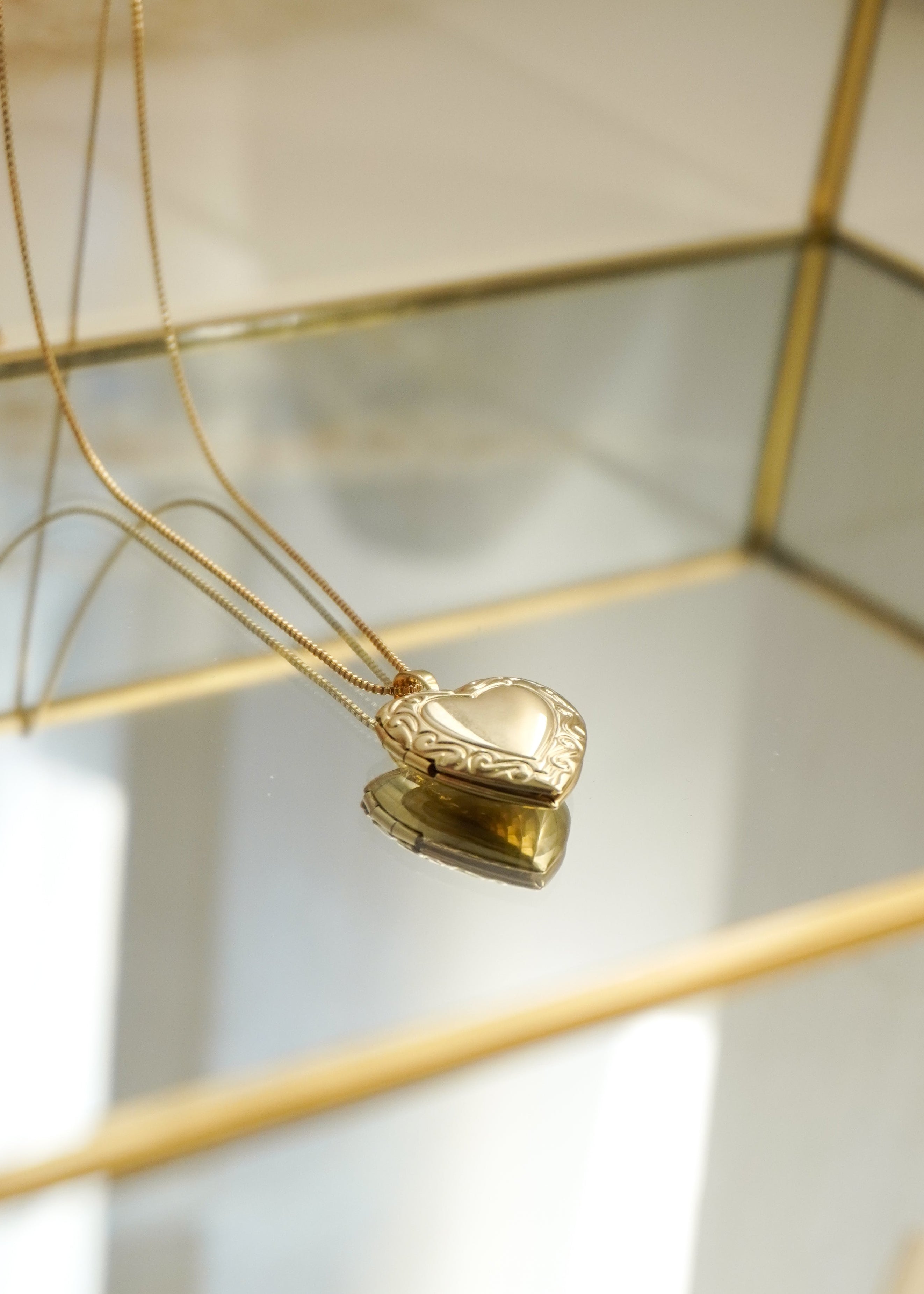 Relicário de Foto Coração Decorado