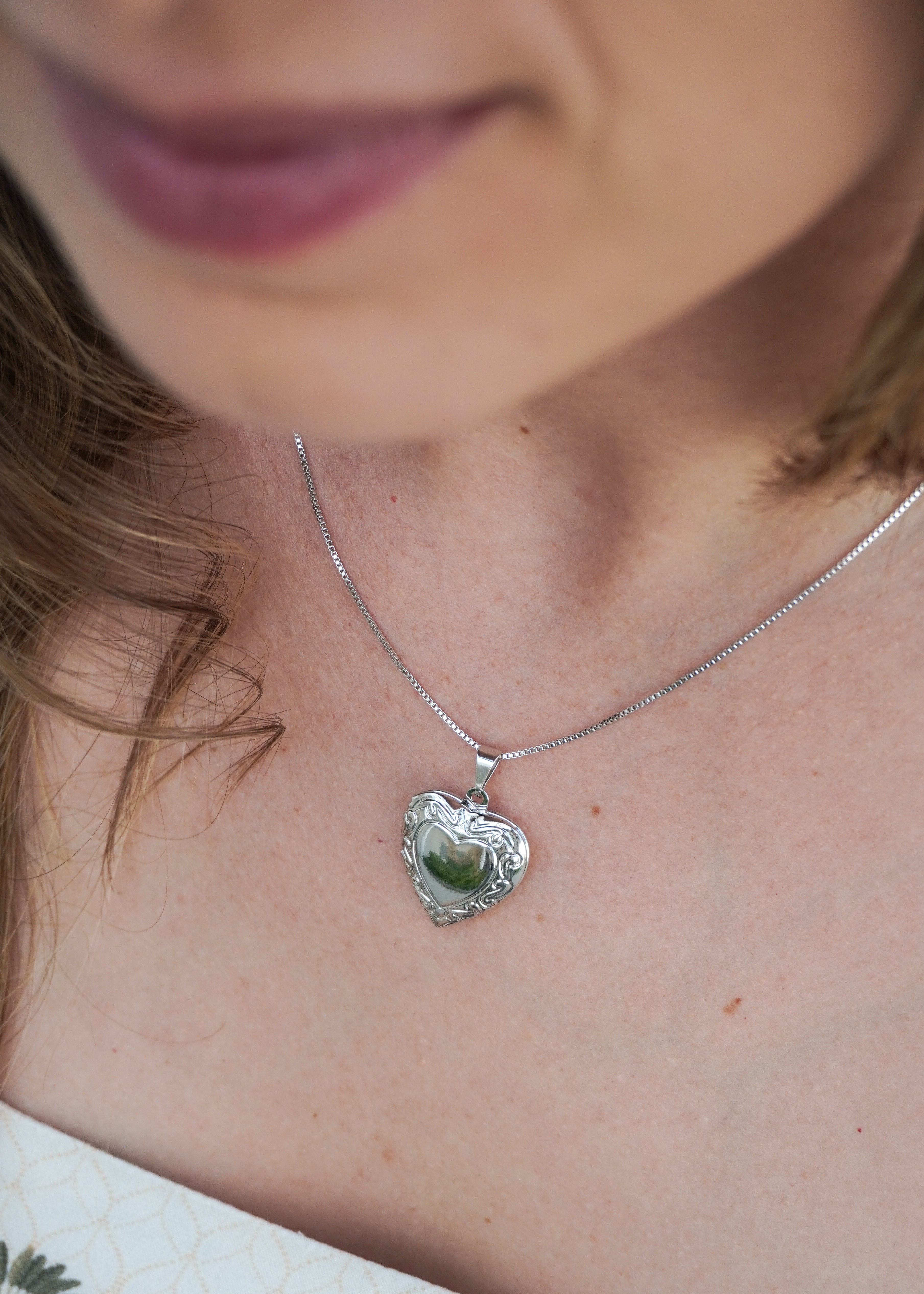 Relicário de Foto Coração Decorado