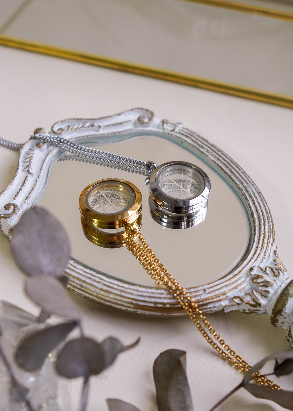 Relicário Redondo Filigrana