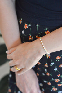 Pulseira Pérola com Esferas Folheadas