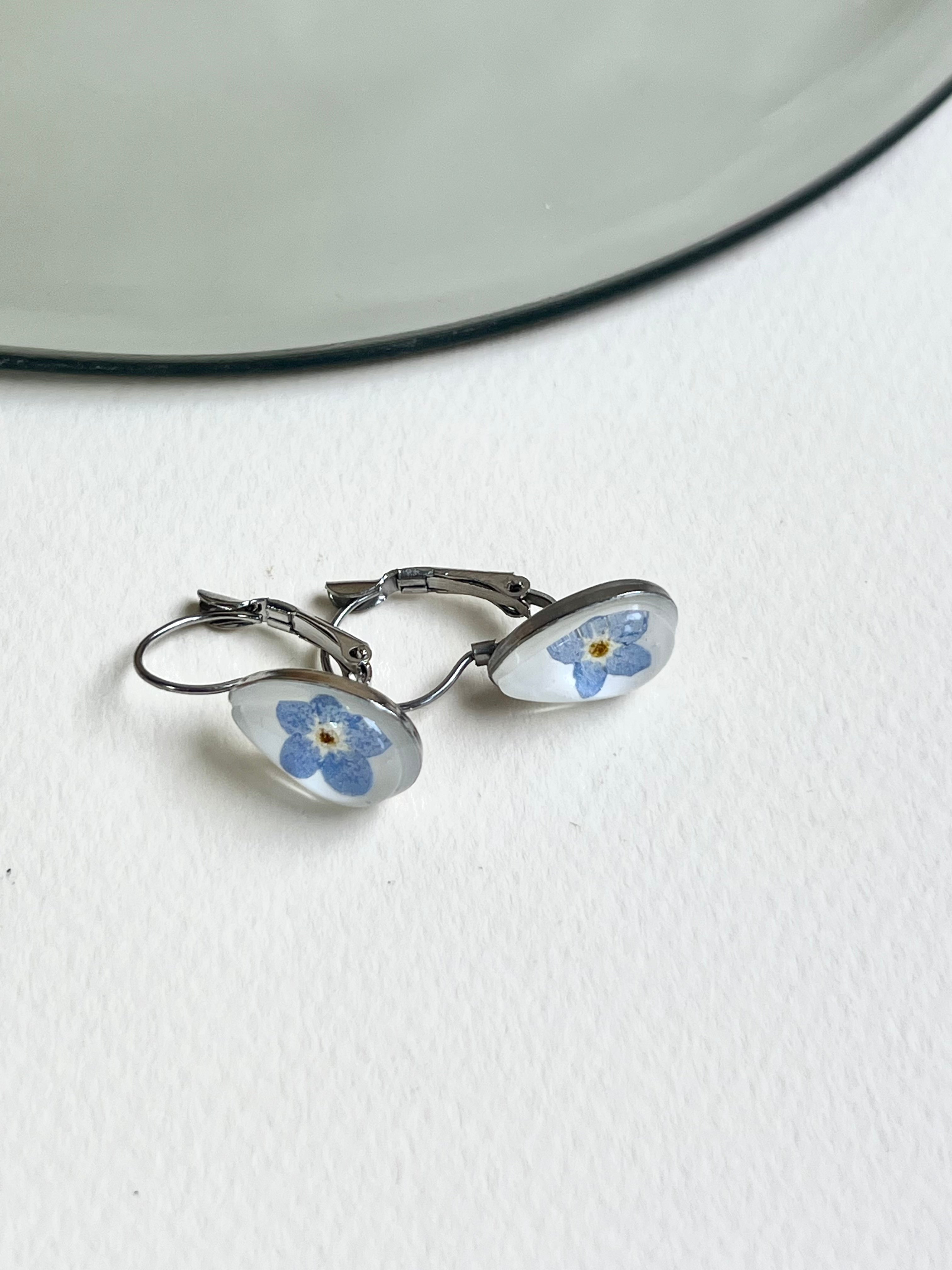 Brinco Jardim Gota Miosótis - BAZAR 090