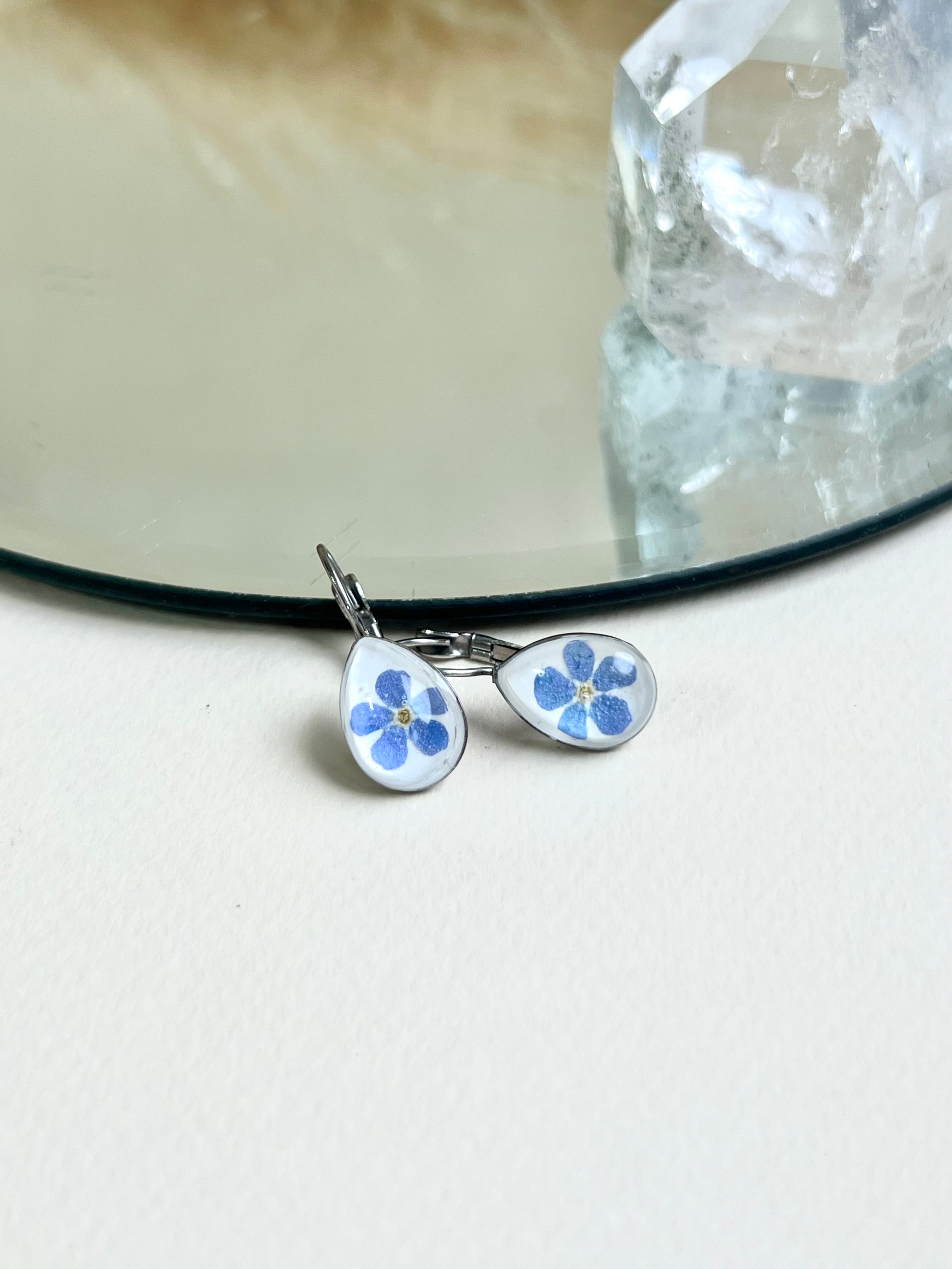 Brinco Jardim Gota Miosótis - BAZAR 095