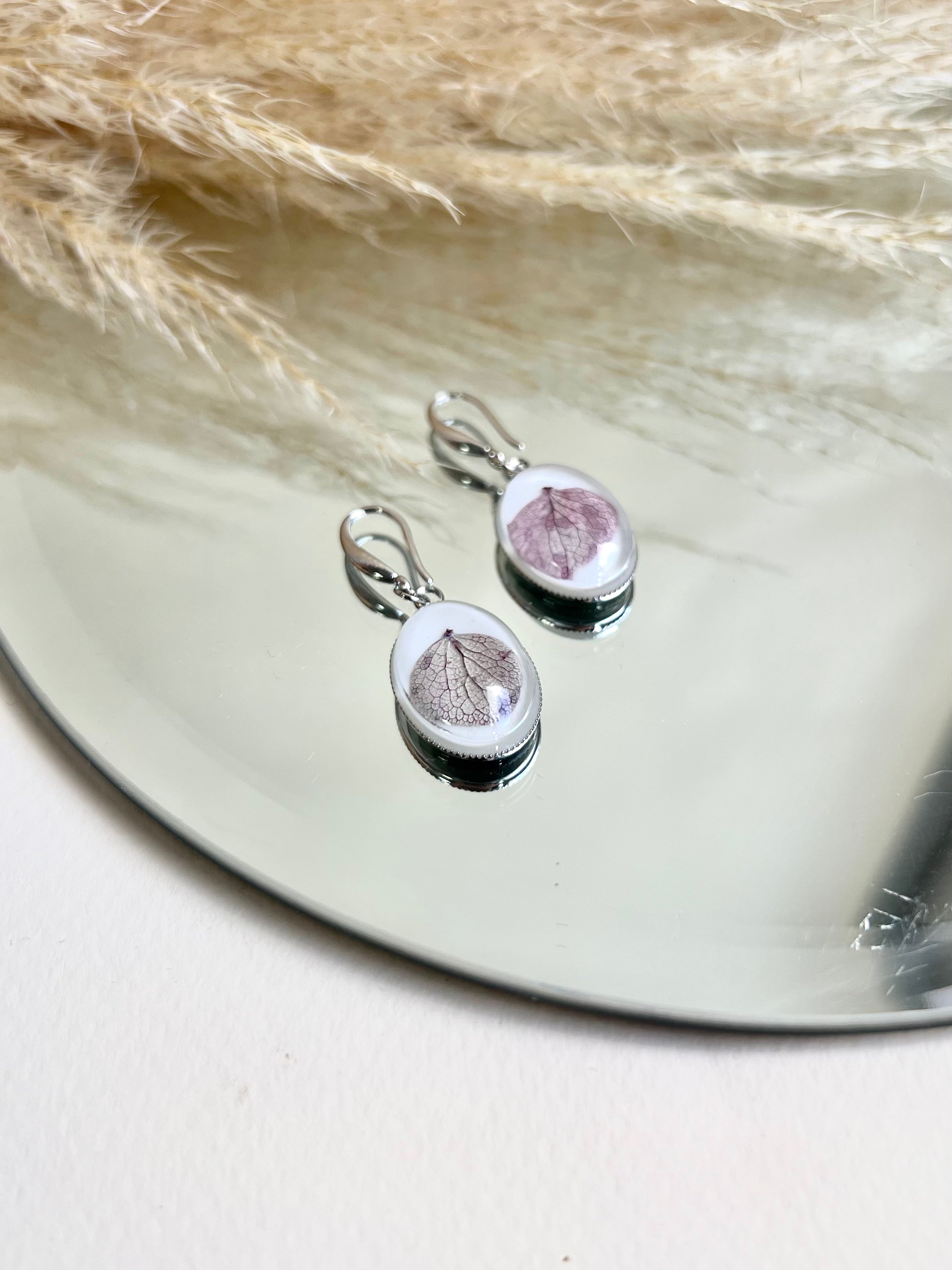 Brinco Hortênsia Oval - BAZAR 117