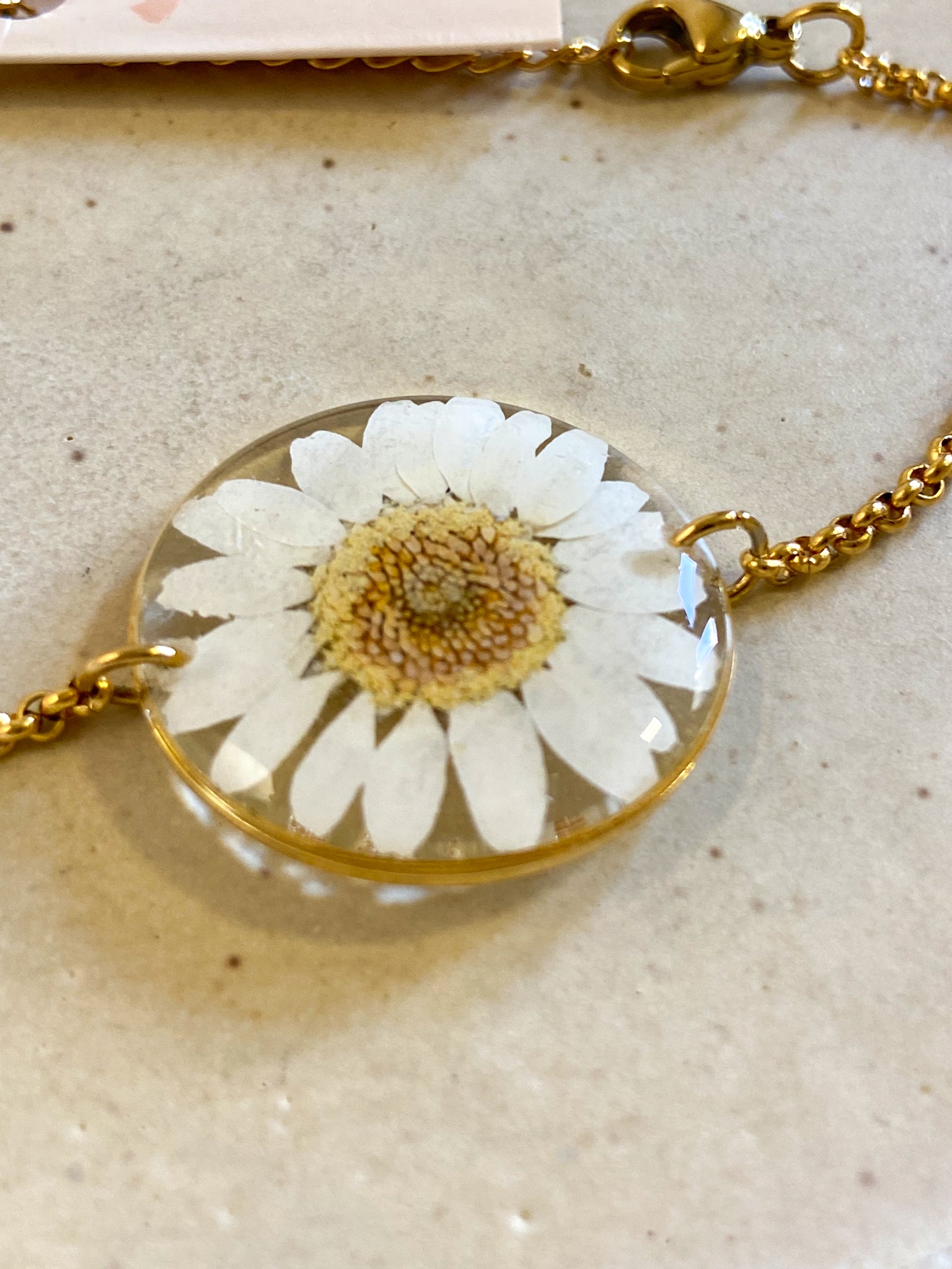 Pulseira Margarida Dourada - Bazar