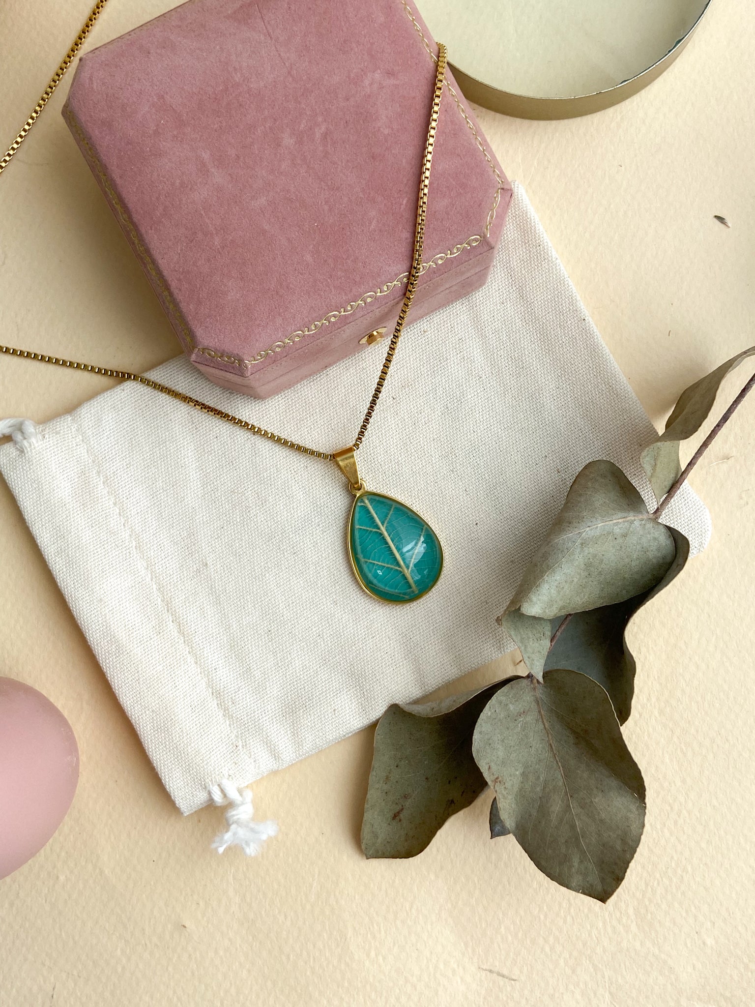 Medalha Floresta Gota Dourada 2 - Bazar