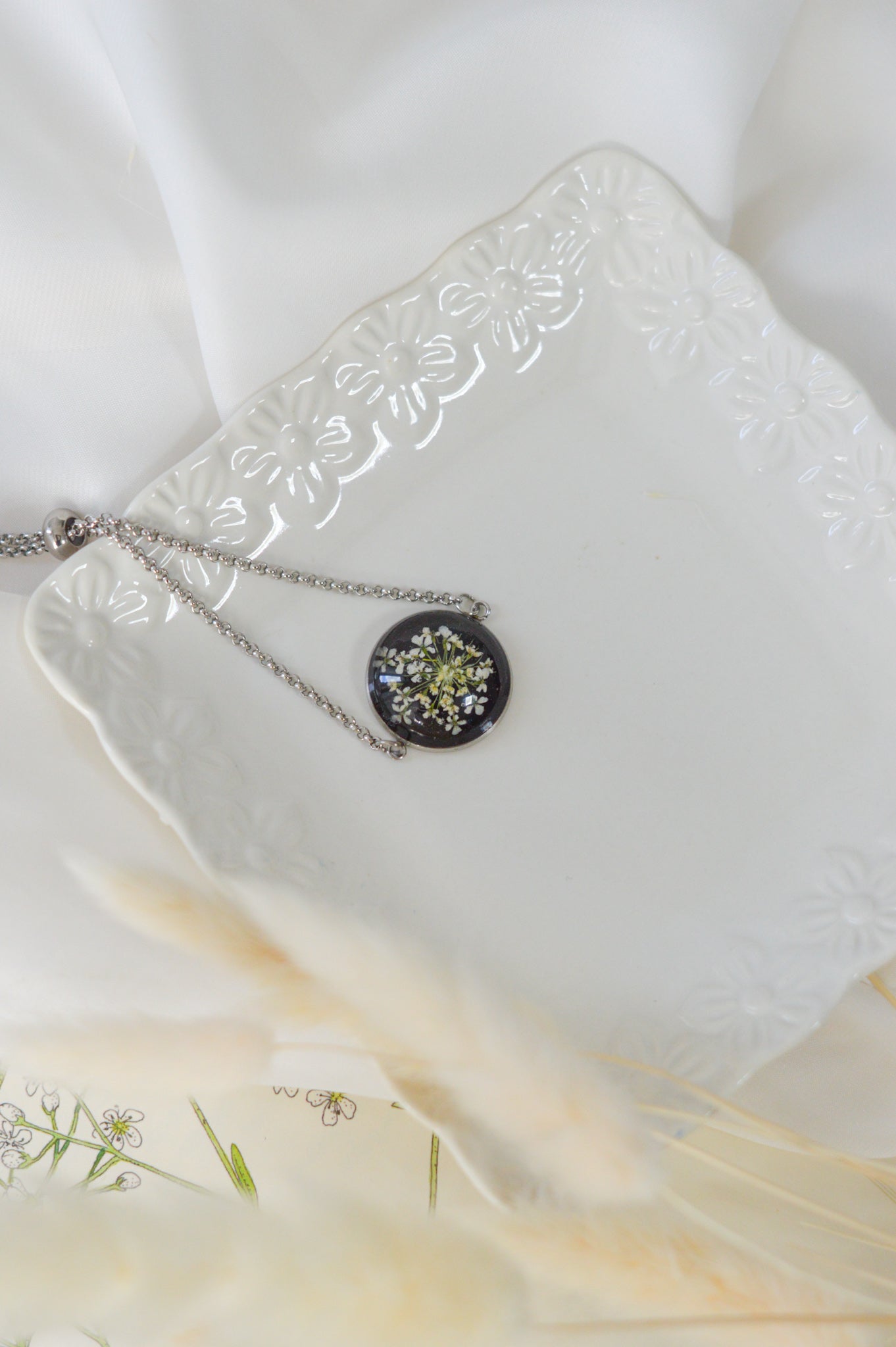Pulseira Ajustável Flor de Cenoura