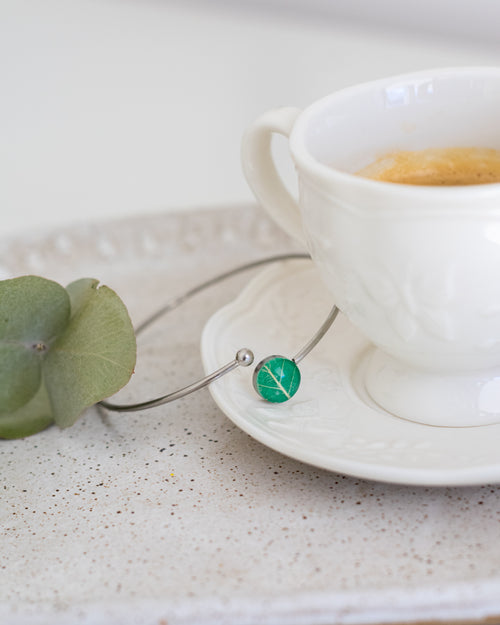 Bracelete Minimalista Floresta