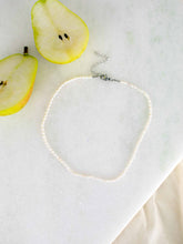 Carregar imagem no visualizador da galeria, Choker Pérola Doce
